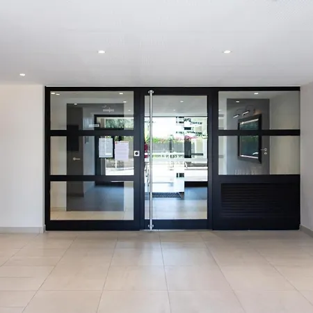 Tivoli Furnished Flat *