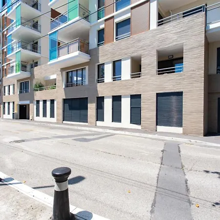 Tivoli Furnished Flat Beausoleil